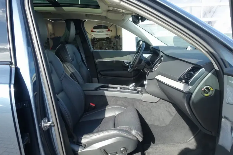 Volvo XC90 din 2024 cu 29.729 km - oferta VOL140663 - foto 8