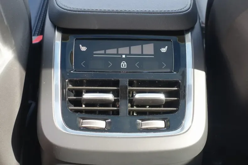 Volvo XC90 din 2024 cu 29.729 km - oferta VOL140663 - foto 14