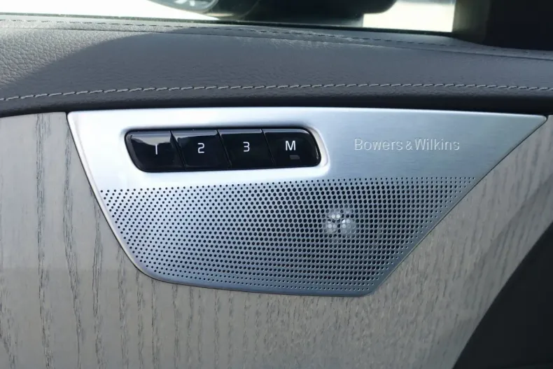 Volvo XC90 din 2024 cu 29.729 km - oferta VOL140663 - foto 18