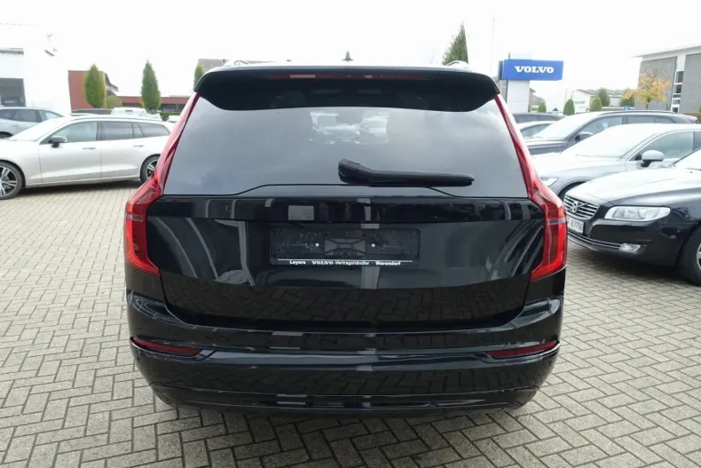 Volvo XC90 din 2023 cu 32.760 km - oferta VOL140667 - foto 3