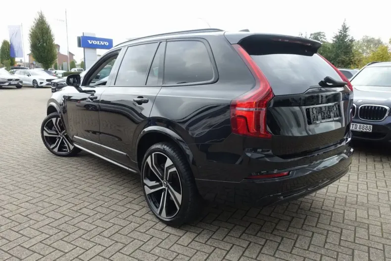 Volvo XC90 din 2023 cu 32.760 km - oferta VOL140667 - foto 4