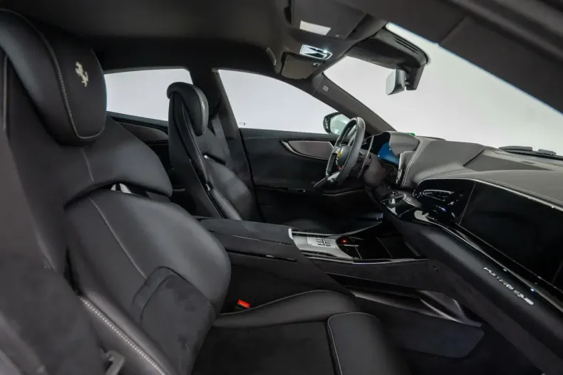 Ferrari Purosangue din 2024 cu 2.790 km - oferta FER140673 - foto 39