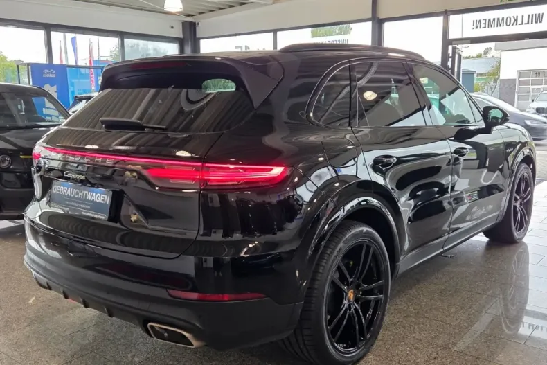 Porsche Cayenne din 2021 cu 64.990 km - oferta POR140682 - foto 6