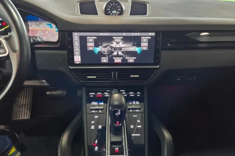 Porsche Cayenne din 2021 cu 64.990 km - oferta POR140682 - foto 14