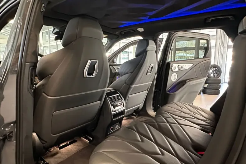 BMW XM din 2023 cu 9.920 km - oferta BMW140689 - foto 23