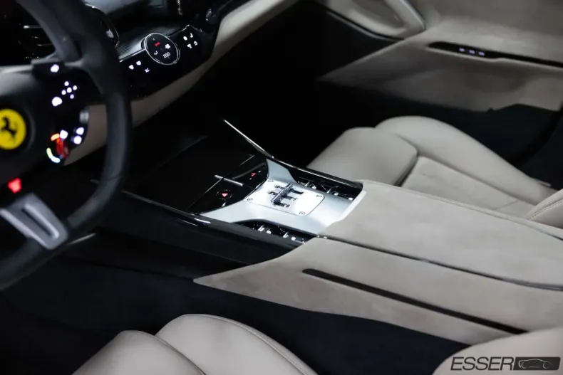 Ferrari Purosangue din 2024 cu 1.300 km - oferta FER140702 - foto 11