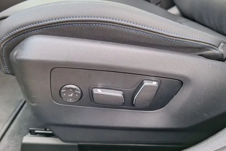 BMW 520 din 2024 cu 27.130 km - oferta BMW140703 - foto 8