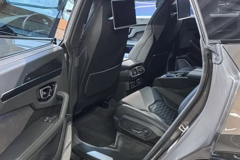 Lamborghini Urus din 2021 cu 19.000 km - oferta LAM140705 - foto 17