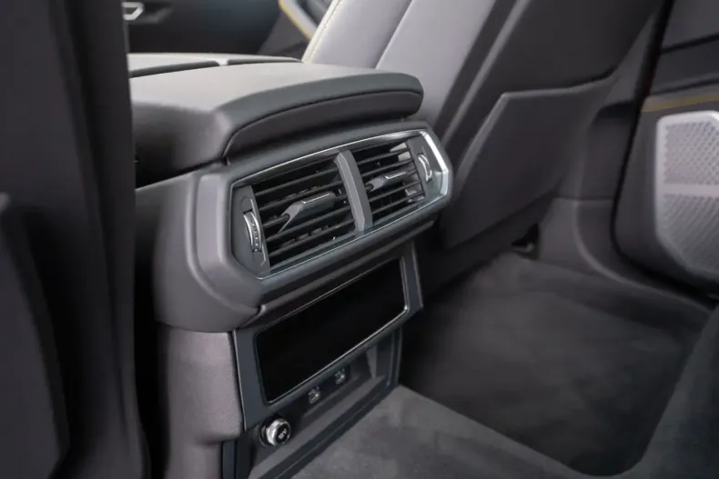 Lamborghini Urus din 2022 cu 7.520 km - oferta LAM140707 - foto 23