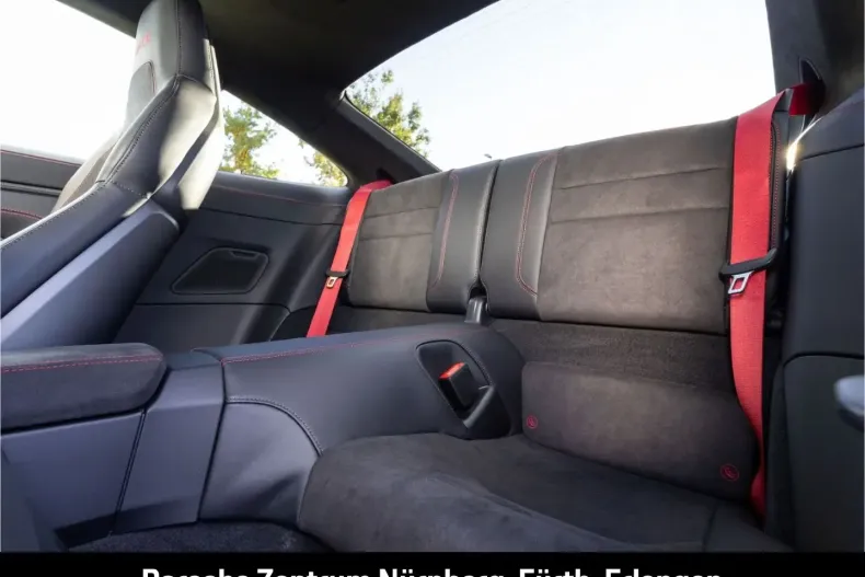 Porsche 992 din 2024 cu 4.200 km - oferta POR140710 - foto 37