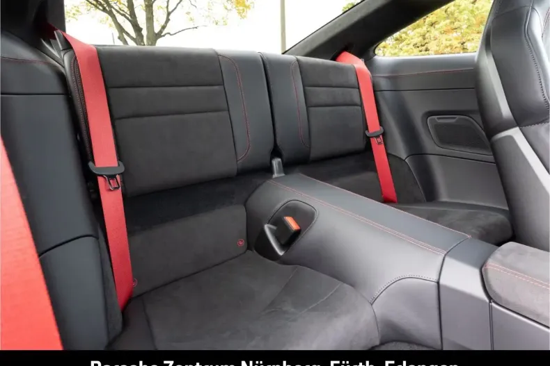 Porsche 992 din 2024 cu 3.300 km - oferta POR140712 - foto 31