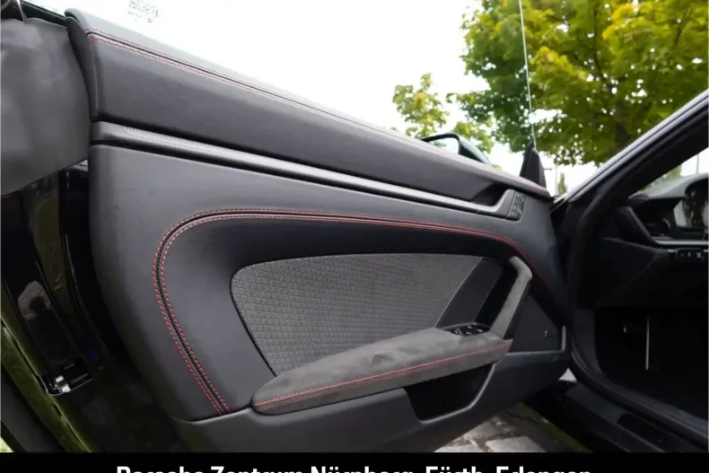 Porsche 992 din 2024 cu 3.300 km - oferta POR140712 - foto 32