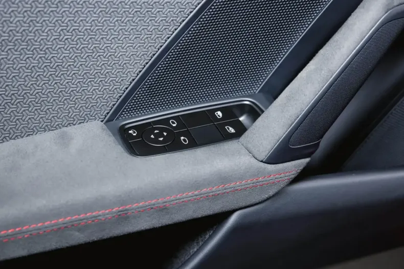 Porsche 992 din 2024 cu 4.450 km - oferta POR140715 - foto 23