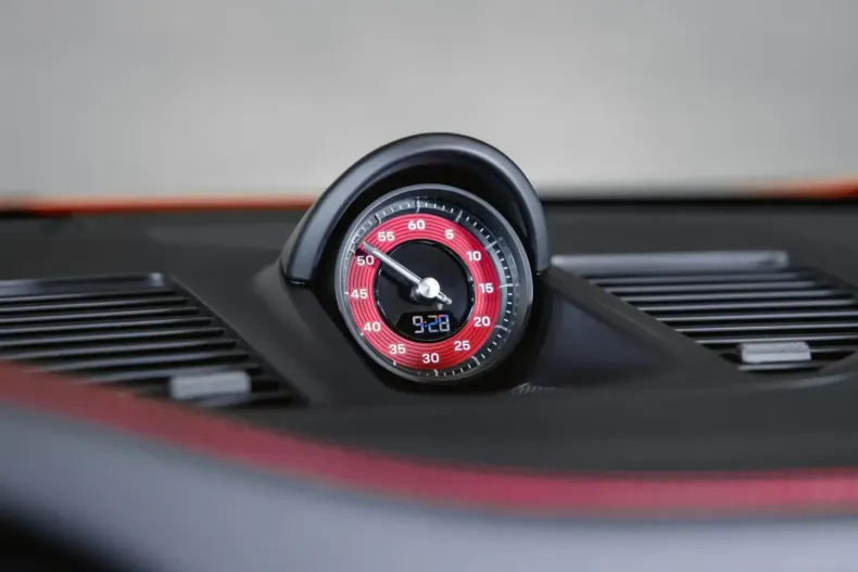 Porsche 992 din 2024 cu 4.450 km - oferta POR140715 - foto 31