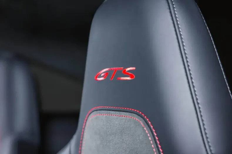 Porsche 992 din 2024 cu 4.450 km - oferta POR140715 - foto 43