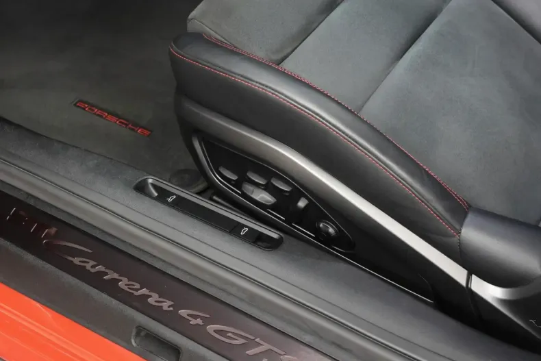 Porsche 992 din 2024 cu 24.300 km - oferta POR140720 - foto 11