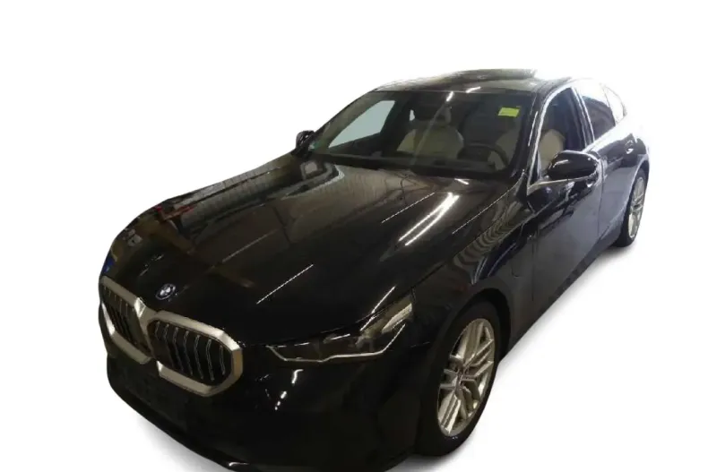 BMW 550 din 2024 cu 39.765 km - oferta BMW140721 - foto 1