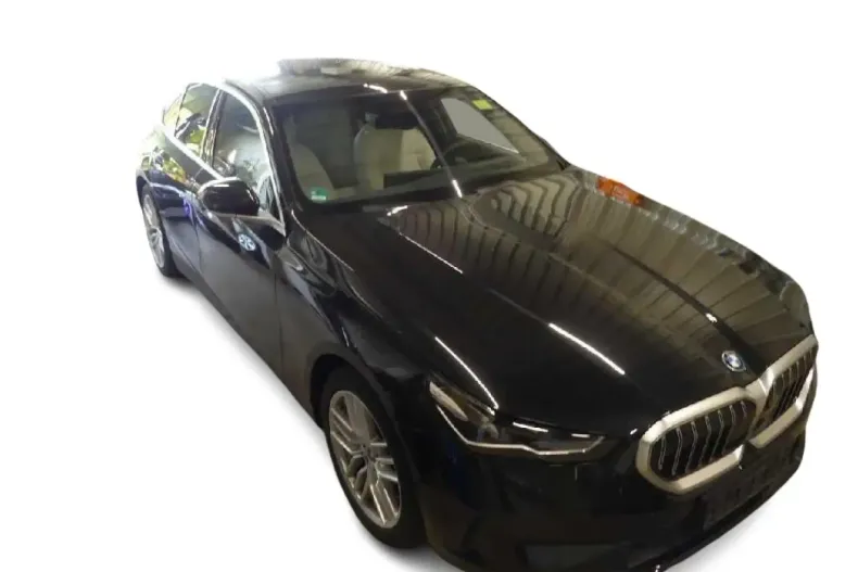 BMW 550 din 2024 cu 39.765 km - oferta BMW140721 - foto 2