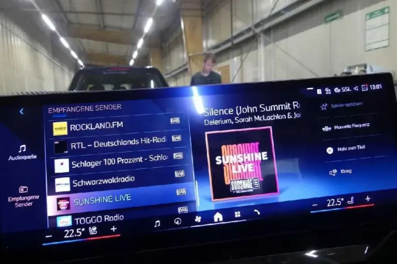 BMW 550 din 2024 cu 39.765 km - oferta BMW140721 - foto 6