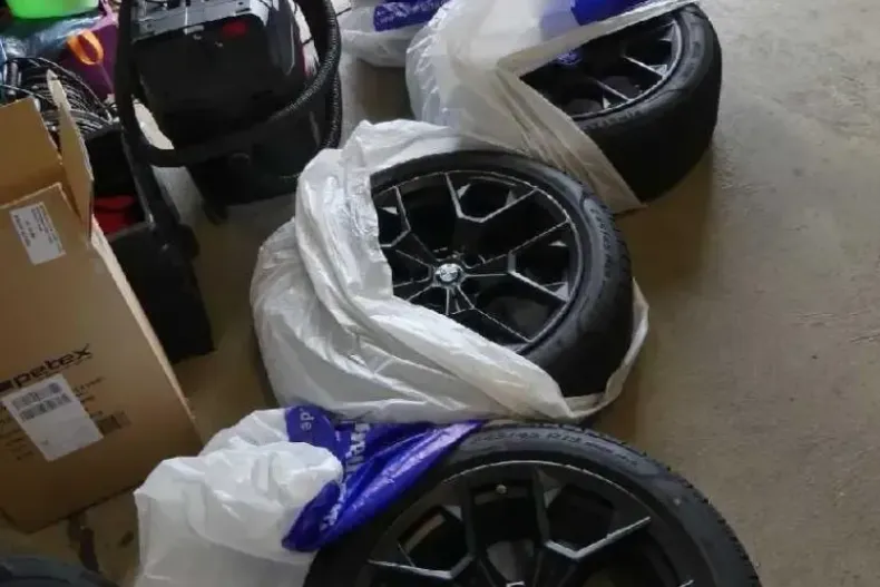 BMW 550 din 2024 cu 39.765 km - oferta BMW140721 - foto 10