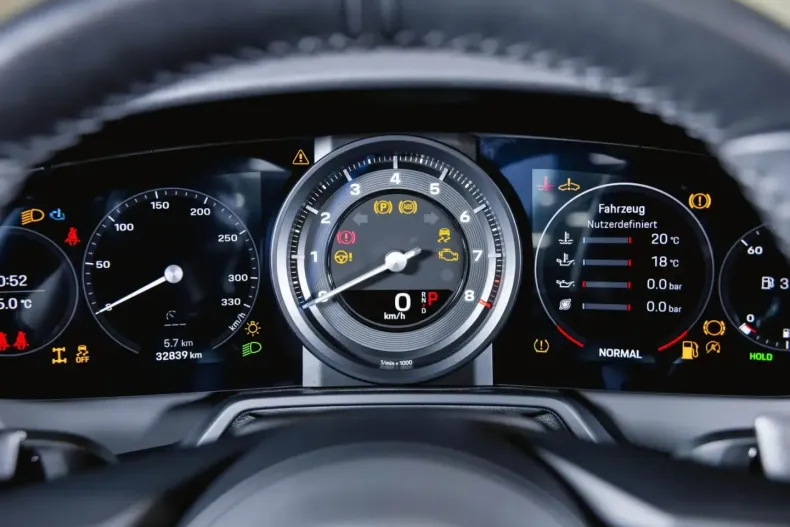 Porsche 992 din 2024 cu 32.890 km - oferta POR140731 - foto 27