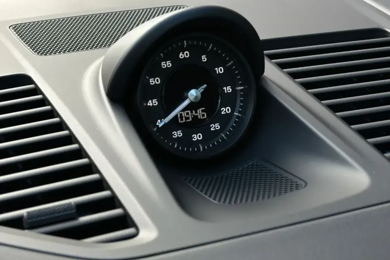 Porsche 992 din 2024 cu 20.200 km - oferta POR140733 - foto 19