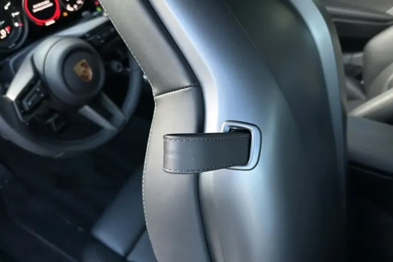 Porsche 992 din 2024 cu 20.200 km - oferta POR140733 - foto 21