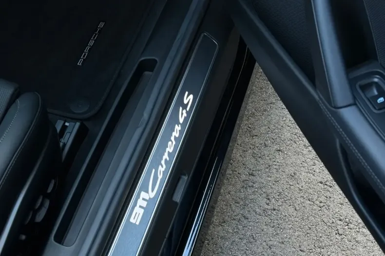 Porsche 992 din 2024 cu 20.200 km - oferta POR140733 - foto 25