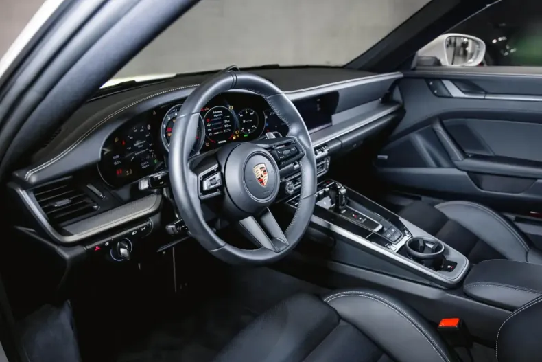 Porsche 992 din 2024 cu 13.300 km - oferta POR140738 - foto 14