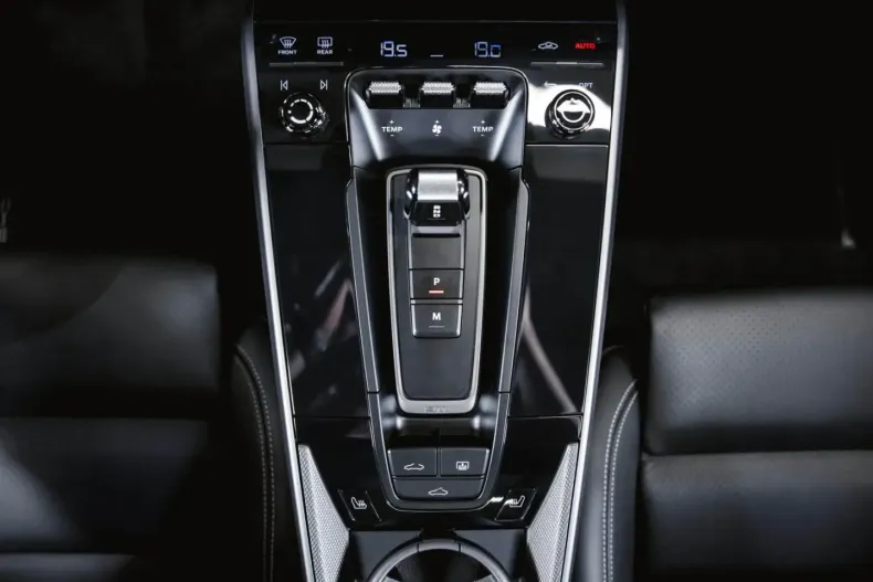 Porsche 992 din 2024 cu 13.300 km - oferta POR140738 - foto 18