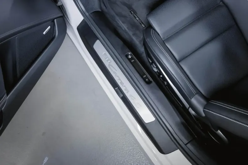 Porsche 992 din 2024 cu 13.300 km - oferta POR140738 - foto 21