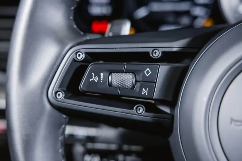 Porsche 992 din 2024 cu 13.300 km - oferta POR140738 - foto 25