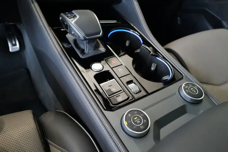 Volkswagen Touareg din 2024 cu 18.426 km - oferta VOL140745 - foto 15