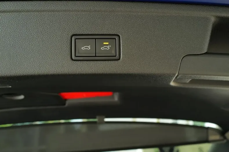 Volkswagen Touareg din 2024 cu 18.426 km - oferta VOL140745 - foto 26