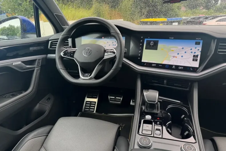 Volkswagen Touareg din 2024 cu 29.800 km - oferta VOL140750 - foto 21