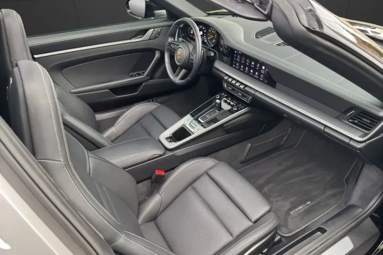 Porsche 992 din 2023 cu 18.981 km - oferta POR140751 - foto 12