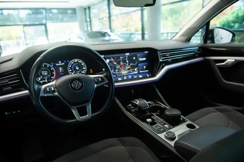 Volkswagen Touareg din 2020 cu 82.882 km - oferta VOL140767 - foto 13