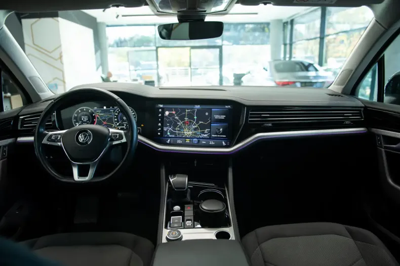 Volkswagen Touareg din 2020 cu 82.882 km - oferta VOL140767 - foto 14