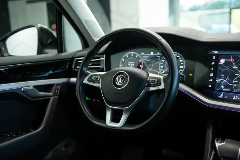 Volkswagen Touareg din 2020 cu 82.882 km - oferta VOL140767 - foto 21