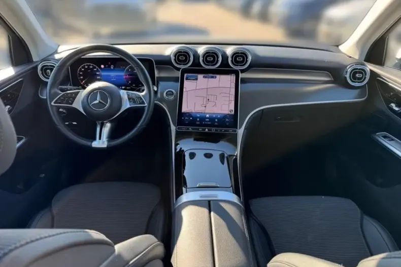 Mercedes-Benz GLC 220 din 2023 cu 62.750 km - oferta MER140783 - foto 14