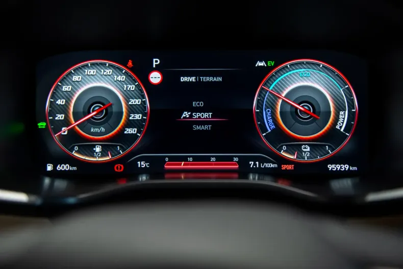 Hyundai SANTA FE din 2021 cu 95.950 km - oferta HYU140787 - foto 21