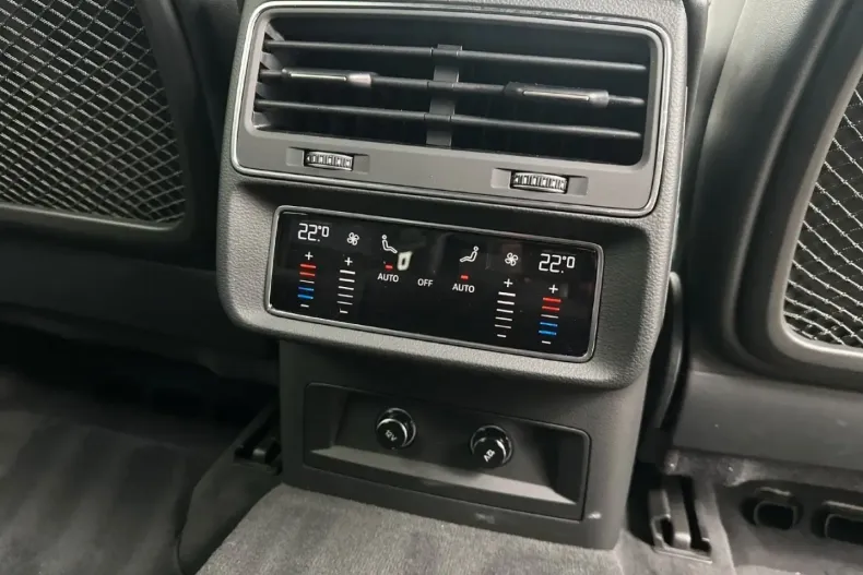 Audi RSQ8 din 2023 cu 22.190 km - oferta AUD140802 - foto 26