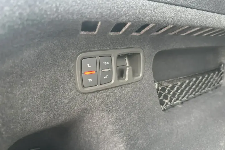 Audi RSQ8 din 2023 cu 22.190 km - oferta AUD140802 - foto 28