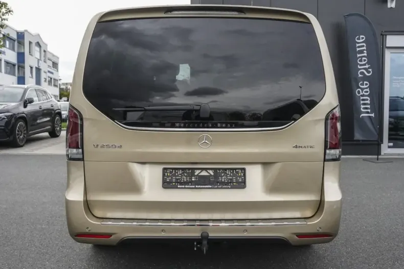 Mercedes-Benz V 250 din 2024 cu 11.250 km - oferta MER140813 - foto 5