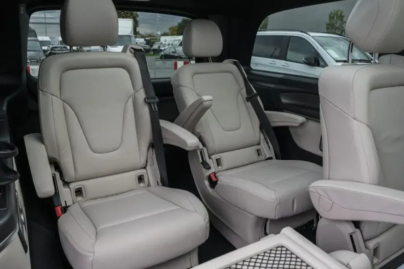 Mercedes-Benz V 250 din 2024 cu 11.250 km - oferta MER140813 - foto 9