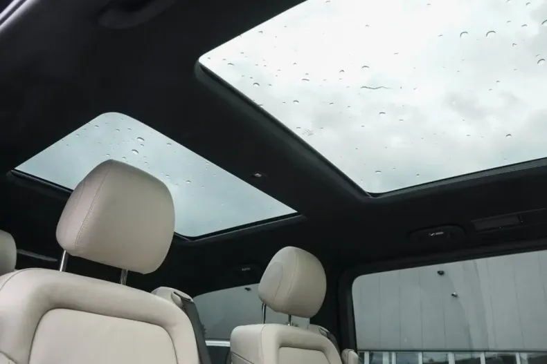 Mercedes-Benz V 250 din 2024 cu 11.250 km - oferta MER140813 - foto 10