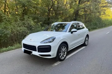 Porsche Cayenne din 2020 - oferta POR140817