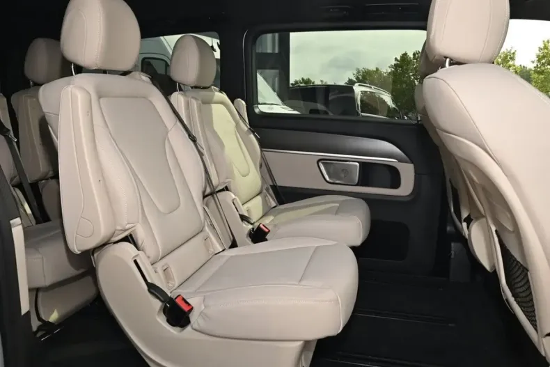 Mercedes-Benz V 300 din 2024 cu 18.910 km - oferta MER140820 - foto 4