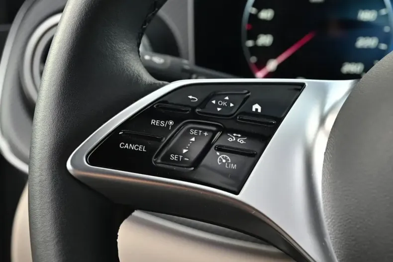 Mercedes-Benz V 300 din 2024 cu 18.910 km - oferta MER140820 - foto 14