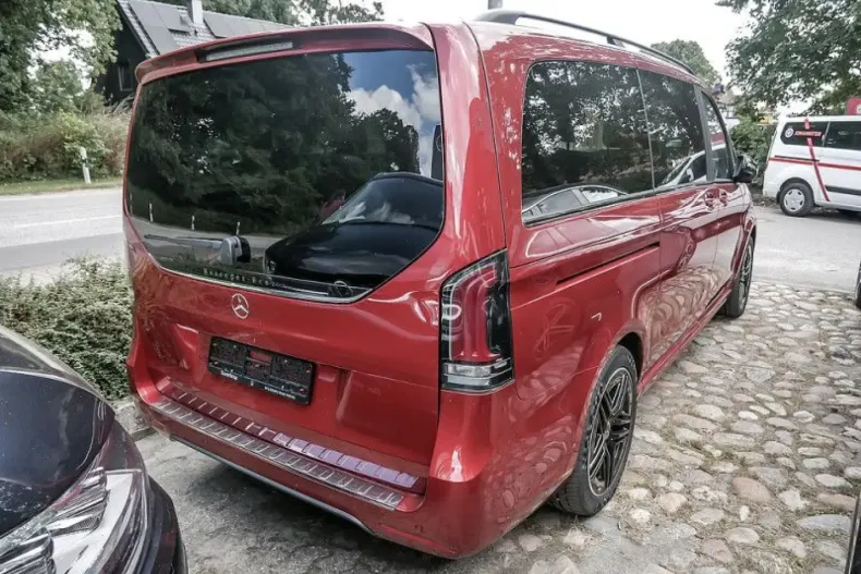 Mercedes-Benz V 300 din 2024 cu 5.404 km - oferta MER140821 - foto 4